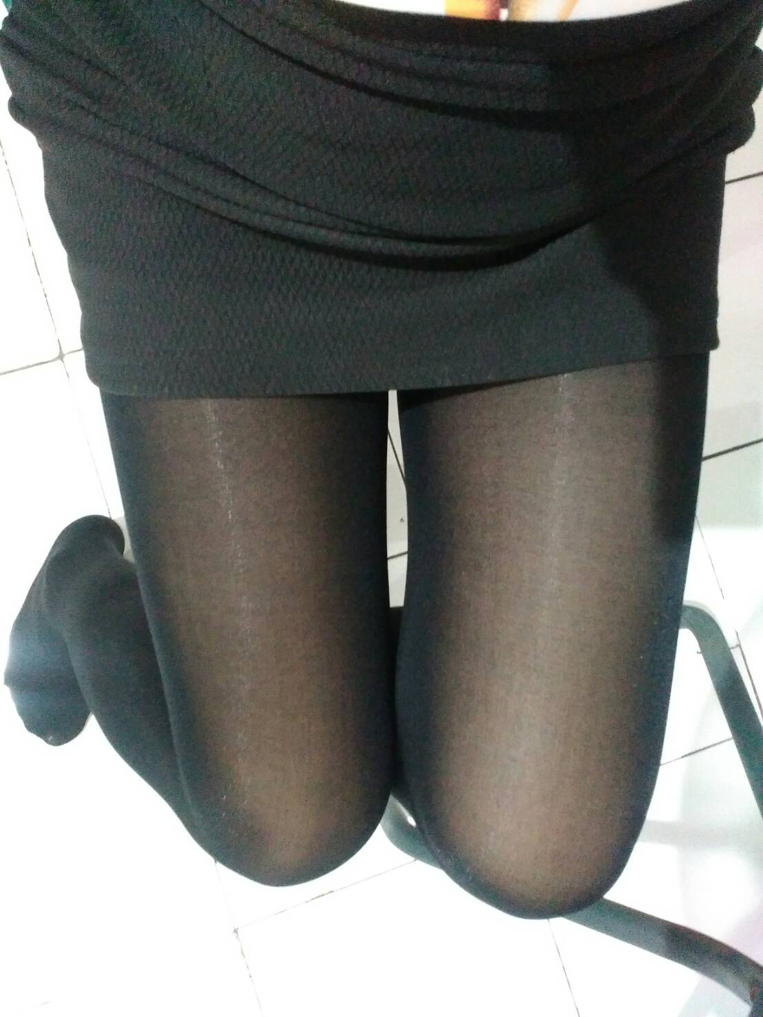 stoking cewek hitam tutup kaki